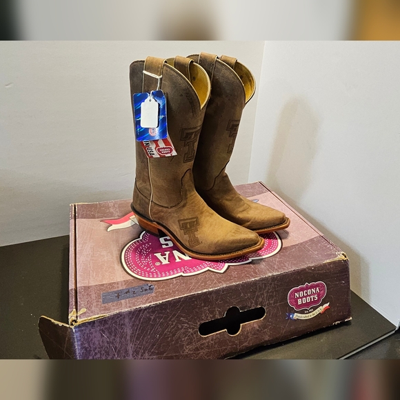 Nocona Boots - Picture 1 of 16